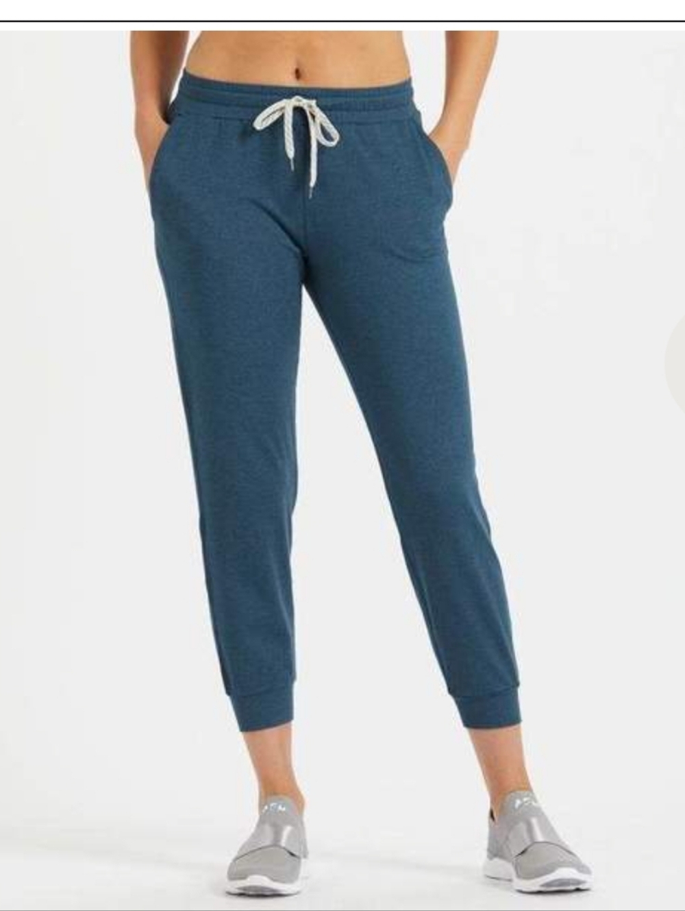Vuori Performance Jogger - Indigo Heather - DreamKnit - Size Large